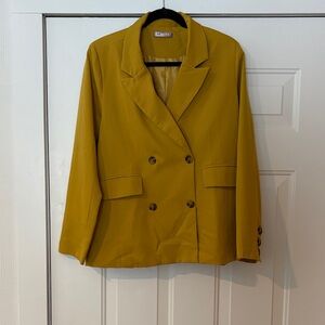 Yellow blazer